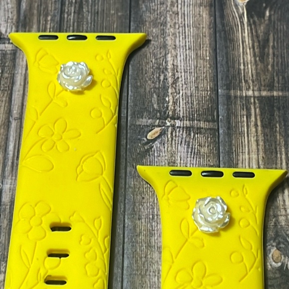 5for$10 42mm/44mm/45mm Adjustable Apple watch bands - NWT - Yellow Flower Rose - Picture 2 of 5